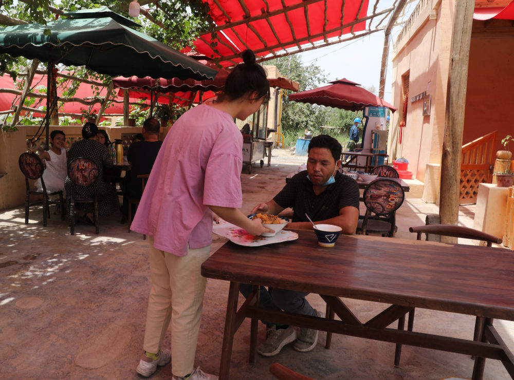 大美边疆|南疆“网红村”在“诗和远方”中铺就幸福路