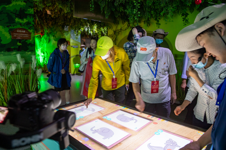 ���й���Լ��ˮɳһɫɳ���� ����������˼��