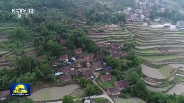 ��ʮ��������ح�����飺��ɽ�ѧ�ӡ���·�ˡ�