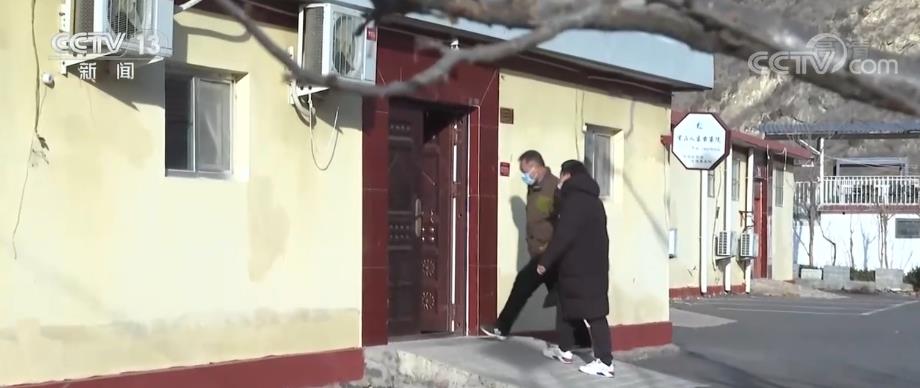 “智慧健康E站”将贴心医疗服务送到村民家门口