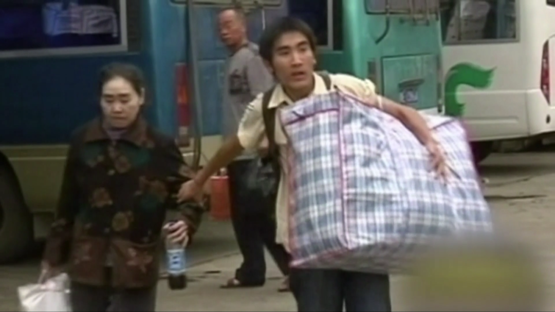 走出大山为何又重回大山?他的回答太催泪