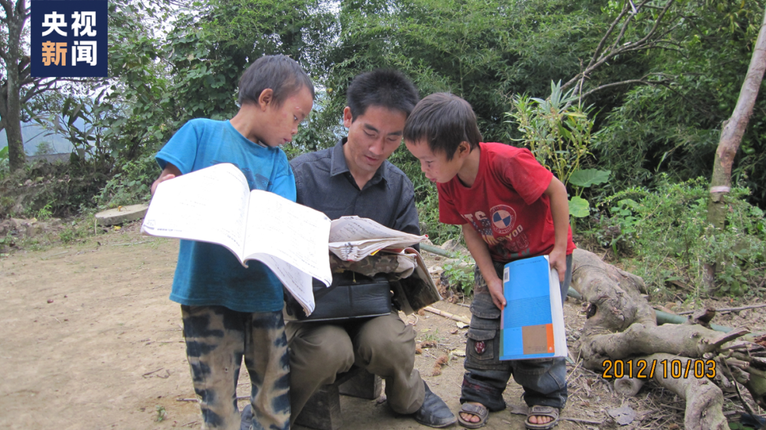 走出大山为何又重回大山?他的回答太催泪