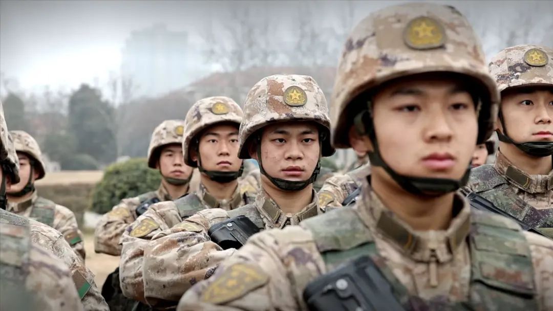 ��ʿФ˼Զ��ĸ��С�������ӹ��꣬�����������һ����Ƭ