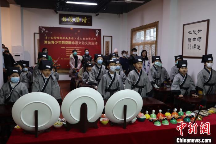 ��̨�������������������ɵ���ʷ�Ļ�������������ʡ�����Ļ��о��ṩͼ