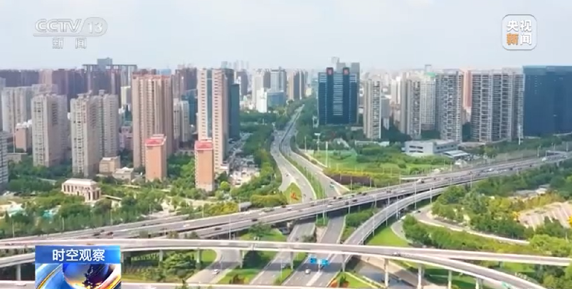 奔跑在新春丨恢复和扩大消费 如何更优先更优质