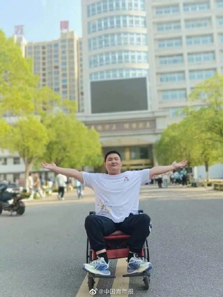 �����к���һ����110�֣������ǵĴ�ѧ��ů��Ӧ����