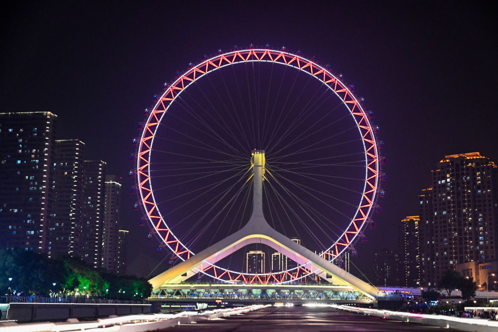 λ���������ϵġ����֮�ۡ�Ħ���֡��»������ �ﷲԽ ��