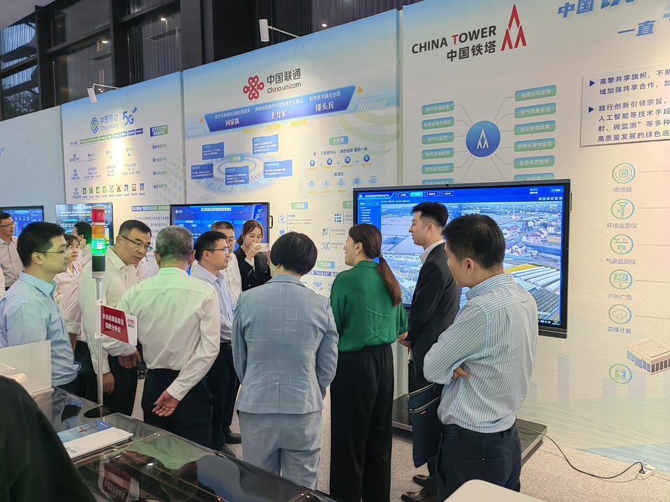 ����������������������������������վ��ʽ����