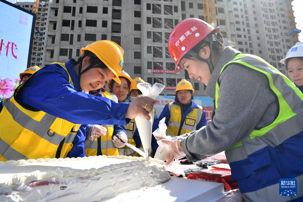 阿圖什市時尚服裝（阿圖什妹子價位）