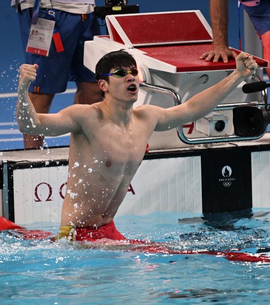 ��չ���ڶ�ں���ף�������ձ������� ������