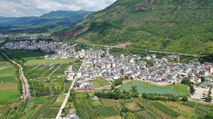 云南保山:“五治”融合 绘就法治乡村新蓝图