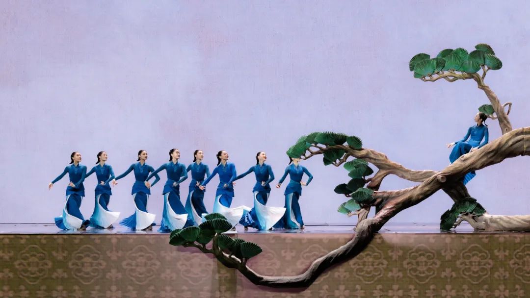 ���赸��װ���뻭��������֮������޾�����