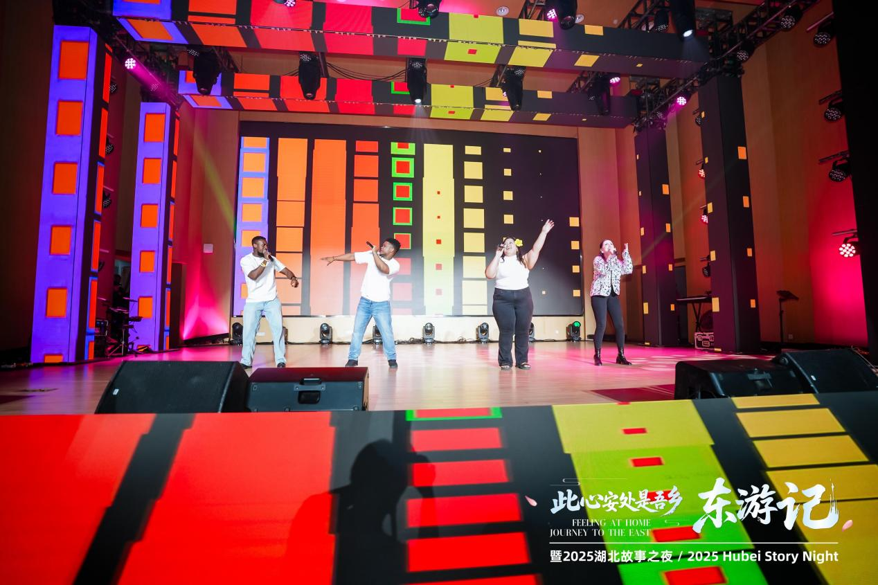 ���İ���������|�ⲻ����һ���ǣ��������ǵļң�