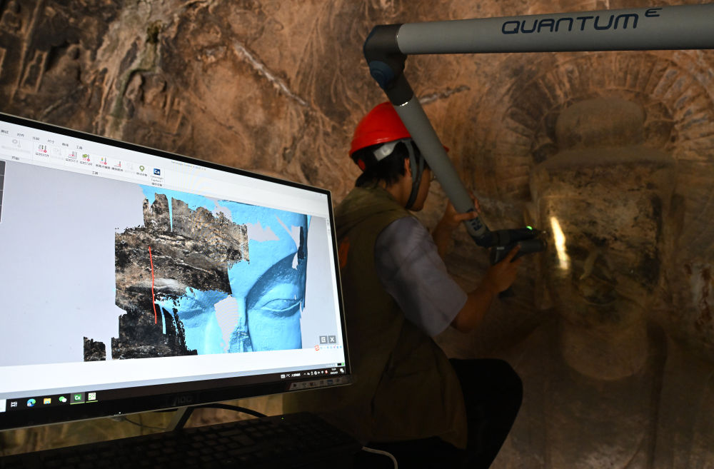 2025��4��9�գ��人��ѧ�Ļ��Ų����ܼ���ʵ�����Ŷӳ�Ա��κ�ֶ�ʹ�ùؽڱ�ɨ���ǶԷ���������ֻ�ɨ�衣ͼƬ��Դ�»���