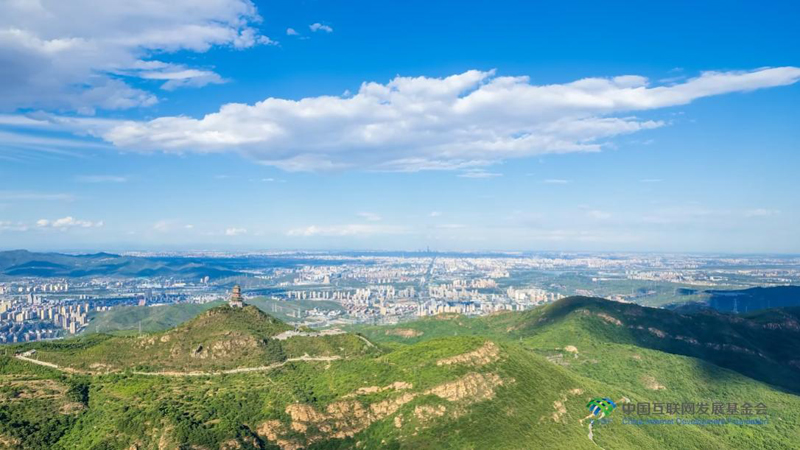 ����ɽ�������������й�ح���޷ϳ��С���ɫ�����������Ϊ�� ѭ������