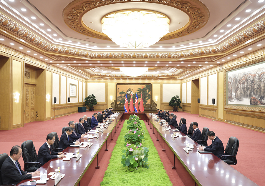 9��4�������й���������ǡ�������ϯϰ��ƽ�ڱ�����������ͬ������ϯ�����й�������ս�������練����˹ս��ʤ��80�����ĳ����Ͷ�������ǡ�����ίԱ�����������л�̸��