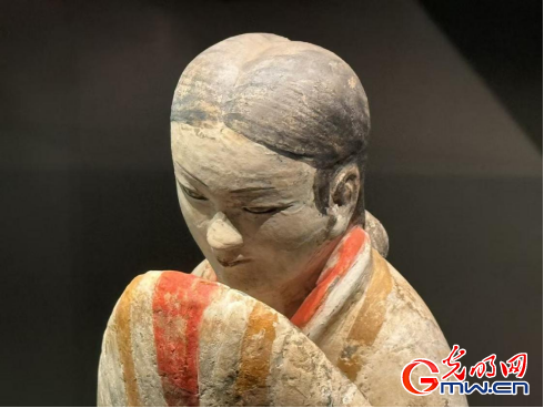 ��������������ح�Ӻ������ڿ������ľ�ʢ��