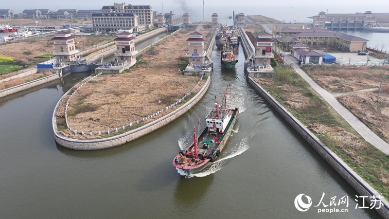 ���ʴ�ʻ����ͨ����������۴�բ������������ ������