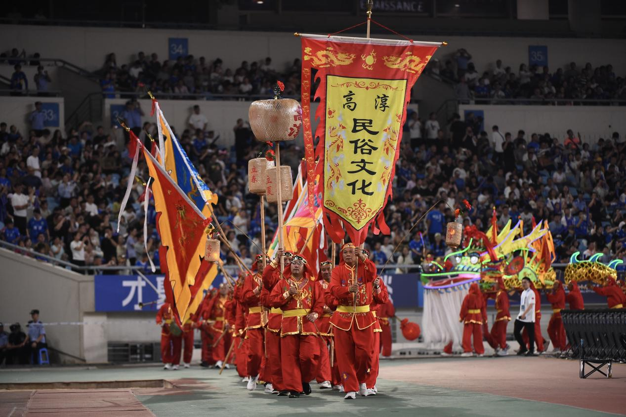 ���ճ�����̭���Ͼ������������Ƹۣ���ǰ���е��������Ļ�չ�ݡ���������