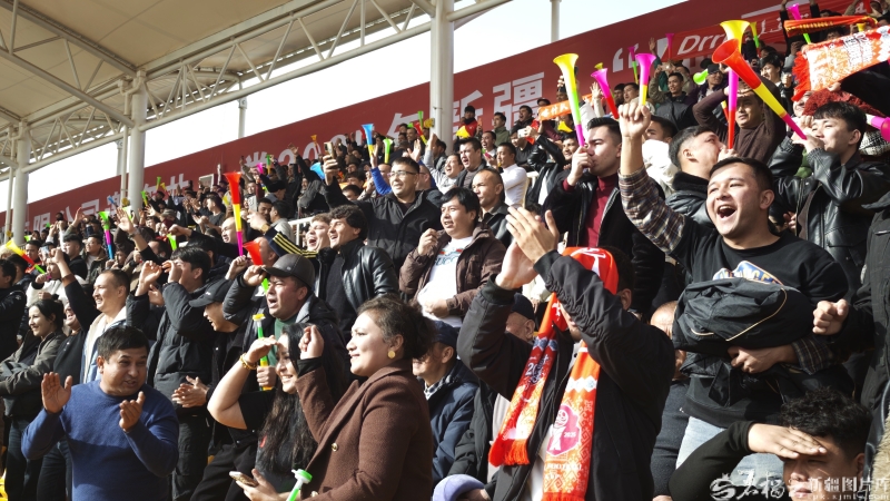 一场足球赛能带火多少“周边”？“阿图什杯”的答案远超绿茵场