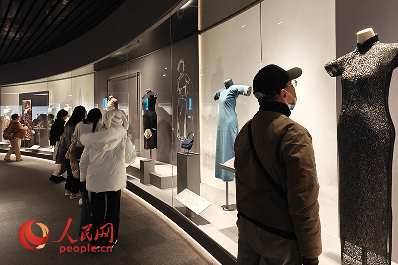 �������Ϻ�����ݲι�չ�������������� Τ������