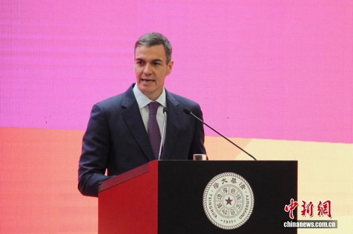 4月13日,北京,西班牙首相桑切斯在清华大学演讲。<a target='_blank' href='/' _fcksavedurl='/'><p align=