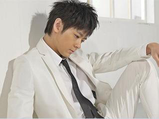 传林志颖抢刘德华代言 两人粉丝网络骂翻天(图