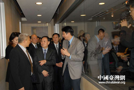 罗清泉走访旺旺中时集团 参访中天电视台(图)