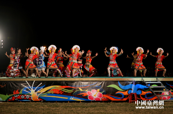 �����μ��������Ϸ������Ĺ���׳���������Ŷӱ���