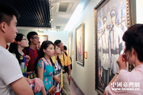 两岸青年学生在粤参访革命故址 两岸青年学生在粤参访革命故址