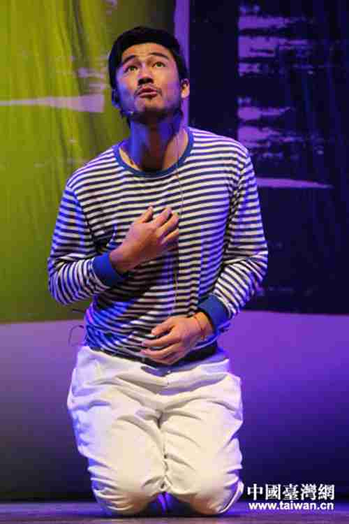 ͼΪ����Զ��΢Ц��������ա����й�̨���� �Ž� �㣩