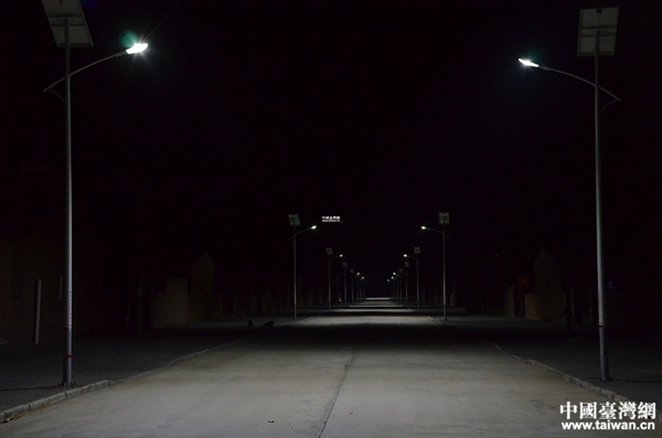 即将离开,归来的深夜我感受着安静的它。(中国台湾网 李宁 摄) 即将离开,归来的深夜我感受着安静的它。(中国台湾网 李宁 摄)