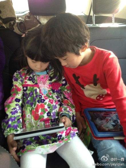 ����Ů��������kimi�з����� ������Ȧ�Ļ��ҡ������ס�