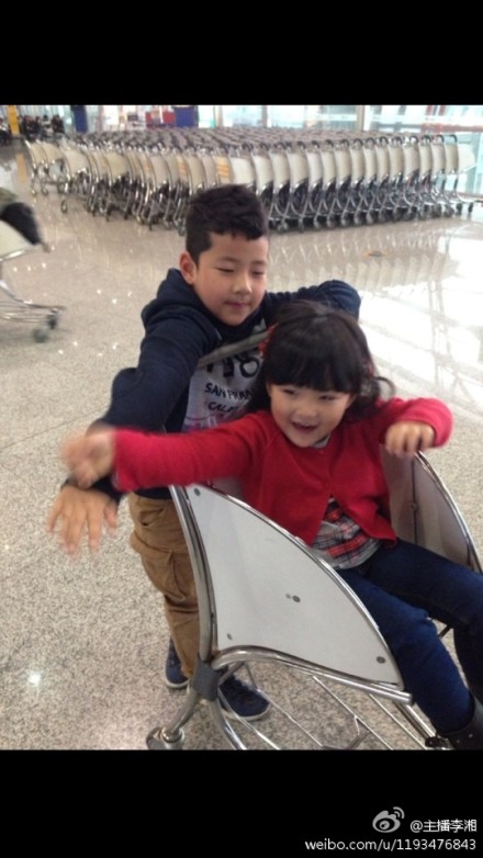 ���ΰ�������ʫ����ˣ