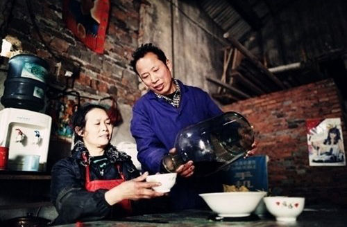 �Է�ǰ��������Ʒ���Լ�������Ǿơ�