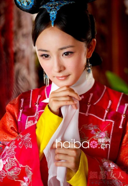 ���ƾ���һ�У�Ů�ǹ�װ��������˭���з���