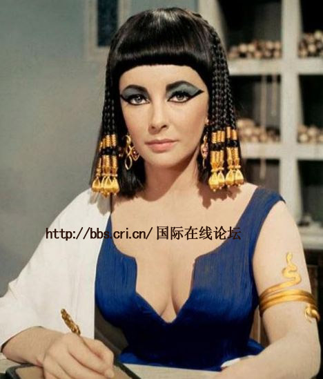 �շ���������������ϼ �۲�����ľ�ɫŮ��