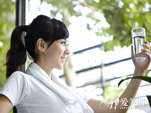  ����Ļ��ˮ��? ���ں�ˮ��15����������