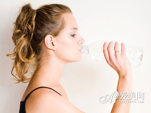  ����Ļ��ˮ��? ���ں�ˮ��15����������