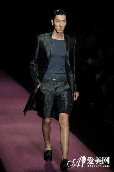  ��󴨽а����� �й���ģ�����֮��