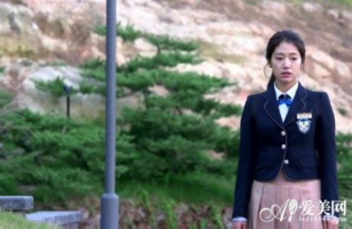  ͬ��������ӳ �ܶ����������У��Ů��