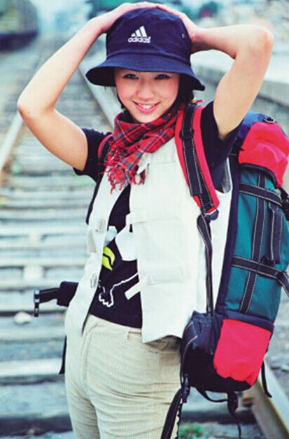 ��Ψ��ɬ�����ع� �д��������ڼ���Ů