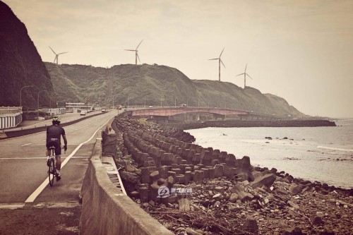 �������������ߡ���Խ������̨��