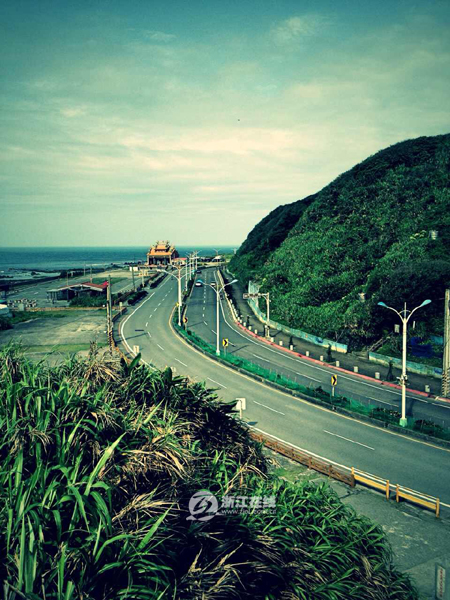 �������������ߡ���Խ������̨��