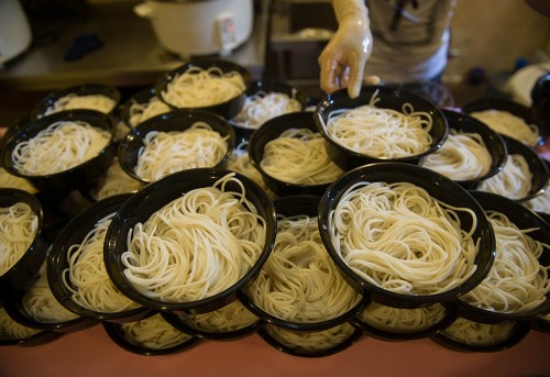 ����˶ʿ���׷ۣ����������ϰ�����һ