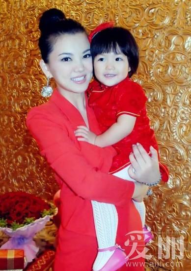 �Ƕ����������У���ʫ��100�������ض���300��