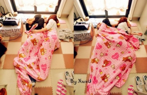 ��������90��Ů�����ǵĹ뷿