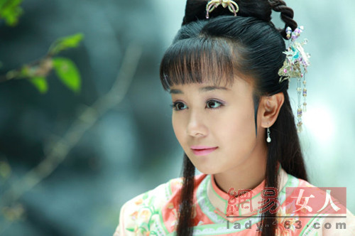 ����Ů����ò���У������Ů������·��