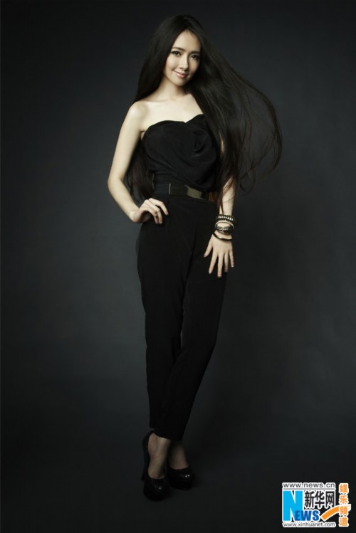 ����Ů����ò���У������Ů������·��