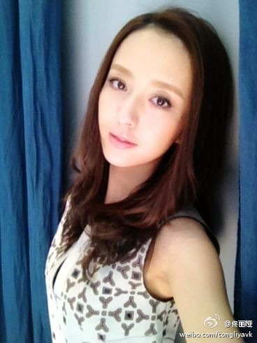 ����Ů����ò���У������Ů������·��